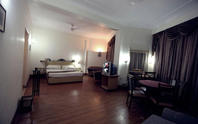 Hibis Hotel Devi Grand - Katra