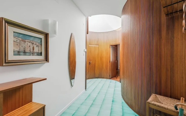 The Arco Round House