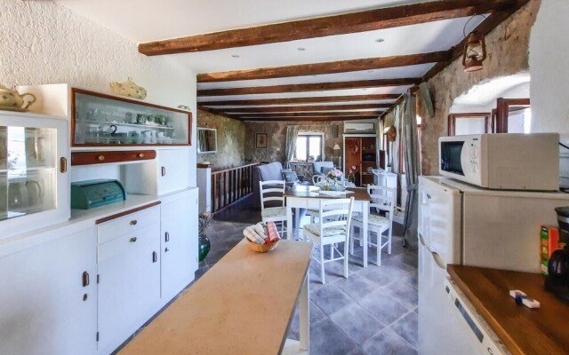 Amazing Home in Lovran With 2 Bedrooms and Wifi