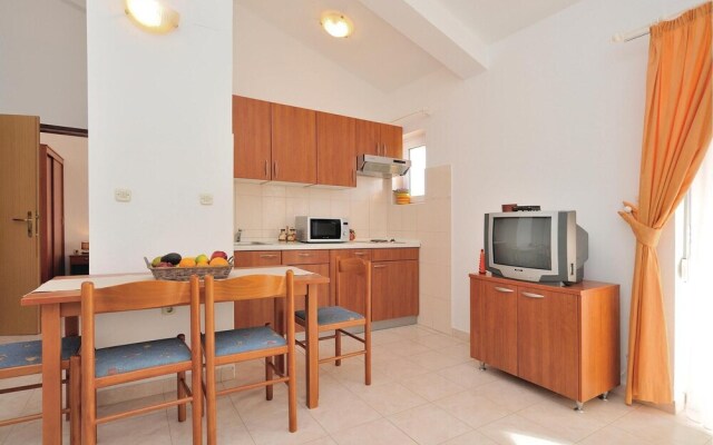 Awesome Home in Privlaka With Wifi and 1 Bedrooms