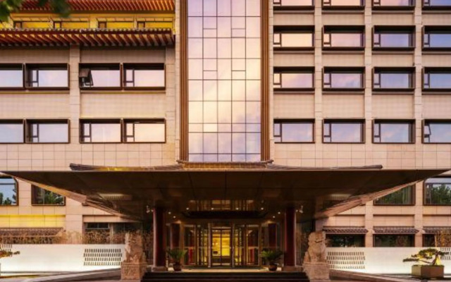 Qin'an Hotel