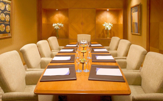 Sheraton Pilar Hotel and Convention Center