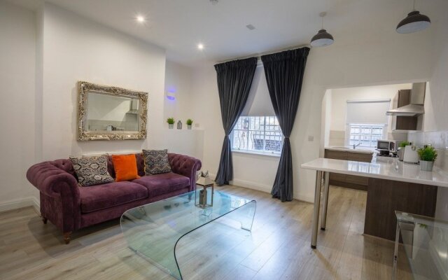 43 Knight Street Apartments