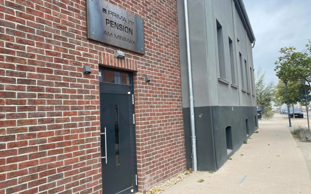 PRIMA Inn Unterkunft direkt uber der "Bar am Minimax"