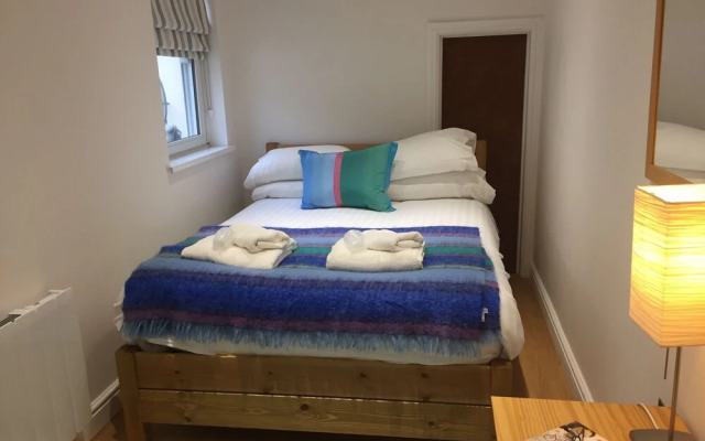 Beachcombers Apartments