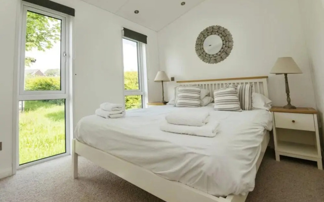 Remarkable 3-bed Lodge in Honiton
