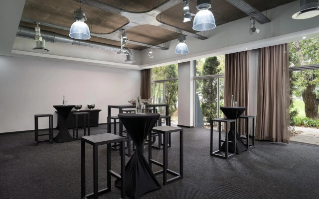 Protea Hotel by Marriott O.R. Tambo Airport