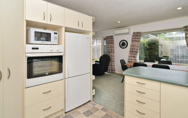 Russley Hideaway CHC Holiday Homes