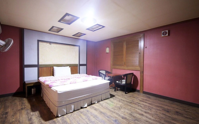 Naias Motel Gupo Busan