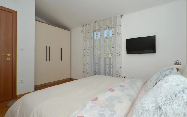Apartmani Adela