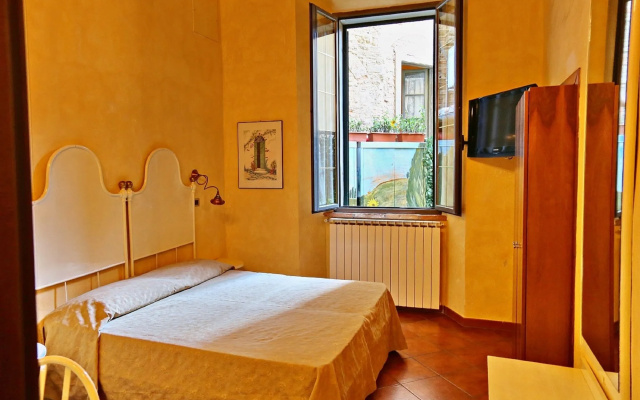 Hotel Italia