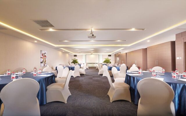Holiday Inn Express Shenyang North Station by IHG
