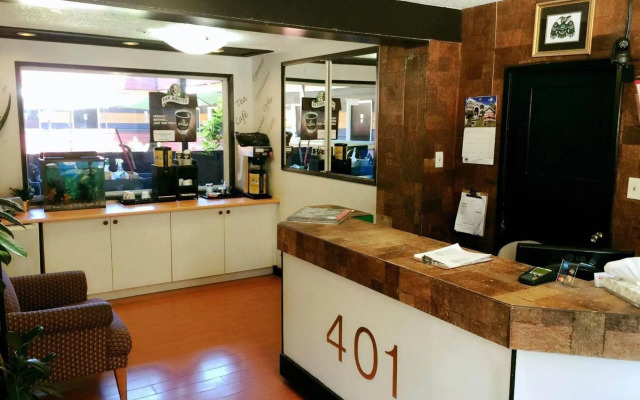 Coast Metro Vancouver Hotel