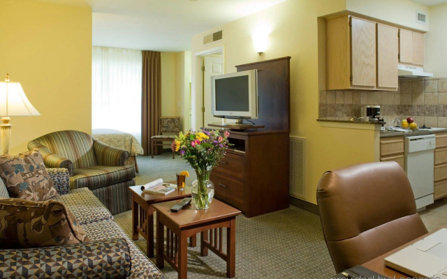 Staybridge Suites Denver Tech Center by IHG