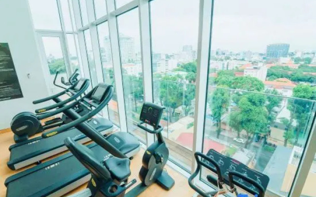 Serenity Saigon Sky Villas - Free One Way Airport Shuttle