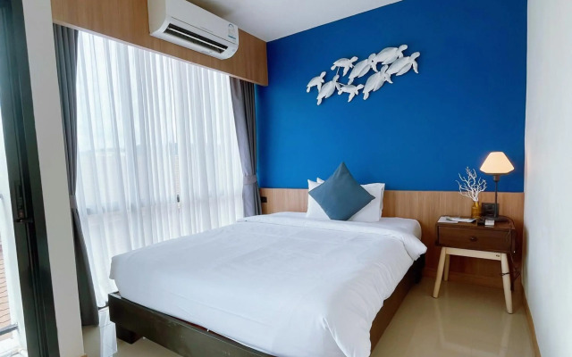 The Sixteenth Naiyang Beach Hotel