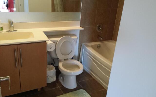 2 Bedroom 1 Bathroom Prime Location in Mississauga