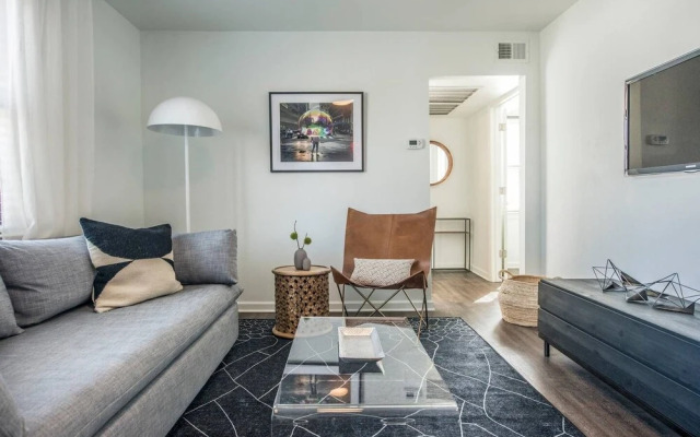 Nashville Skyline I 5 Minutes to Downtown