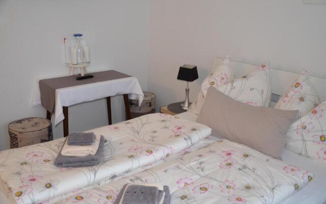 Pension & Restaurant La Amalia