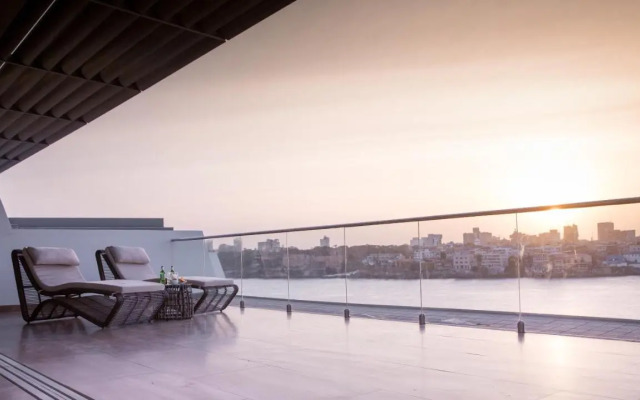 Hotel English Point Marina & Spa