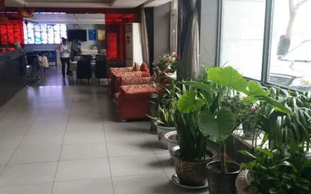 Duoflai Hotel (Mudanjiang High-speed Railway Station No.4 Middle School)