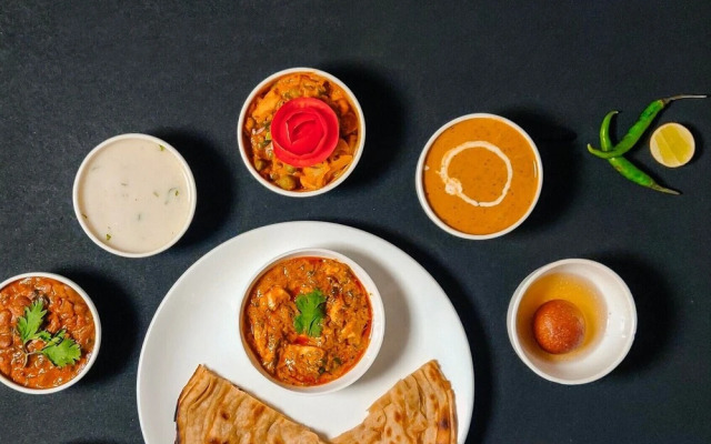 OYO 8188 Vardhmaan Inn