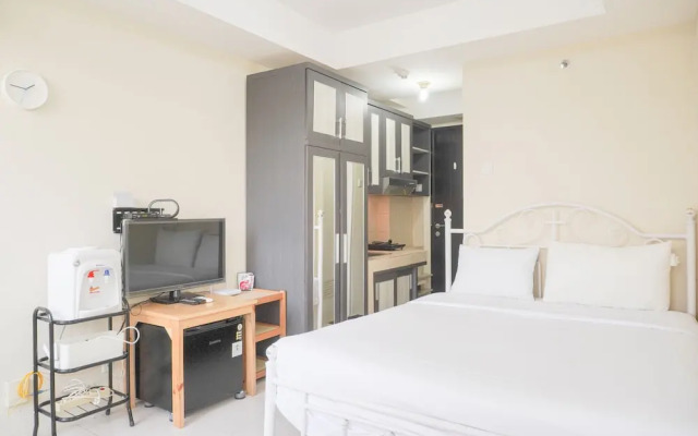 Homey And Simply Look Studio Belmont Residence Puri Apartment