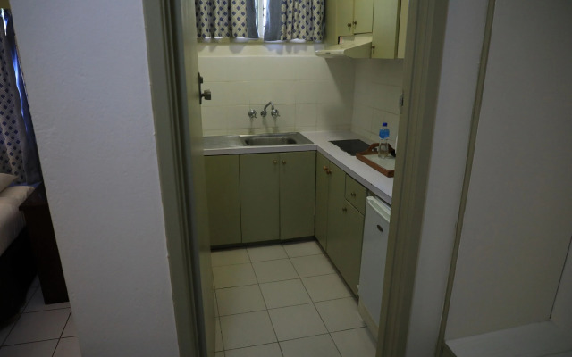 Huon Gulf Hotel & Apartments