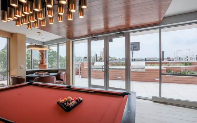Global Luxury Suites at Longwood Medical Area