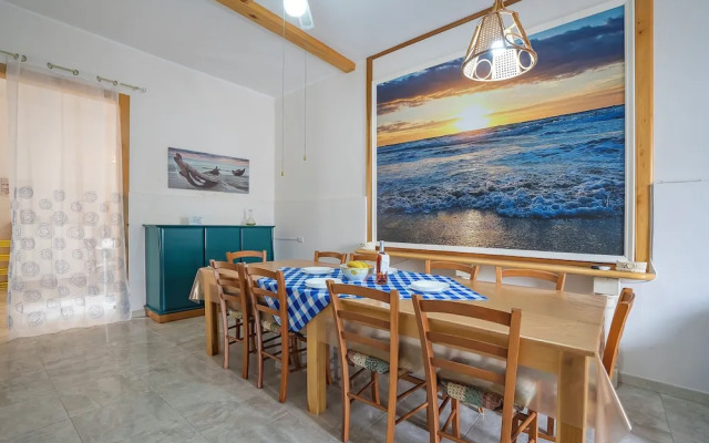 Brezza Apartment Near The Sea