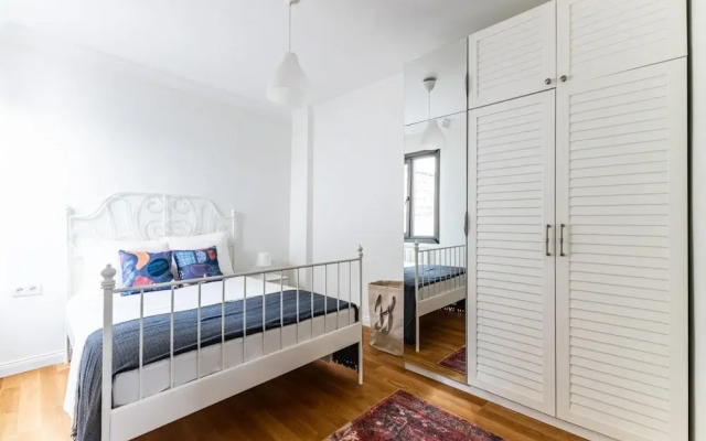 Chic Flat 5 min to Moda Pier