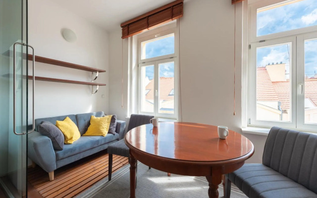 Modern apartment few steps from centre