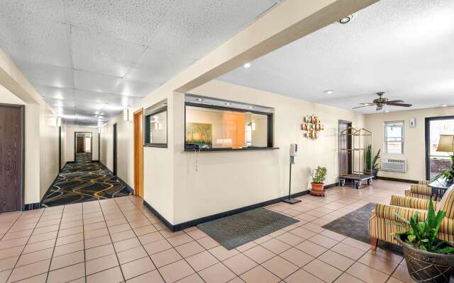 Americas Best Value Inn Decatur, IL
