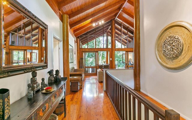 Wanggulay Too Treetops Cairns City