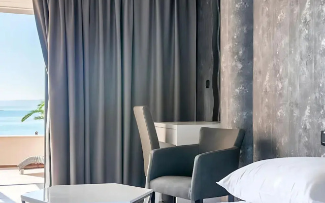 Luxury Rooms Seven