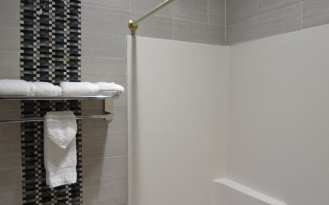 Relax Inn Motel and Suites Omaha