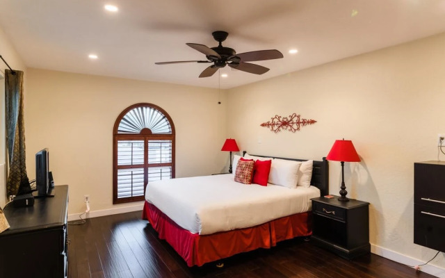 North 55th Street - Desert Ridge