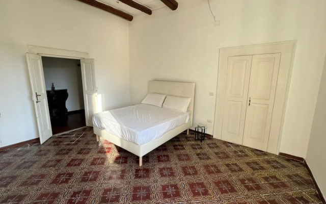 Carafa's Central Apartments