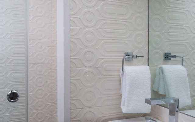 The Sydney, The Edgartown Collection