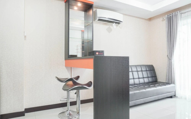 Fancy And Nice 1Br At Sky Terrace Apartment