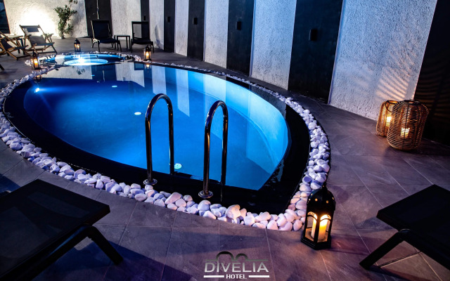 Divelia