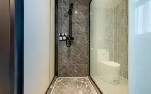 Huahui Business Apartment