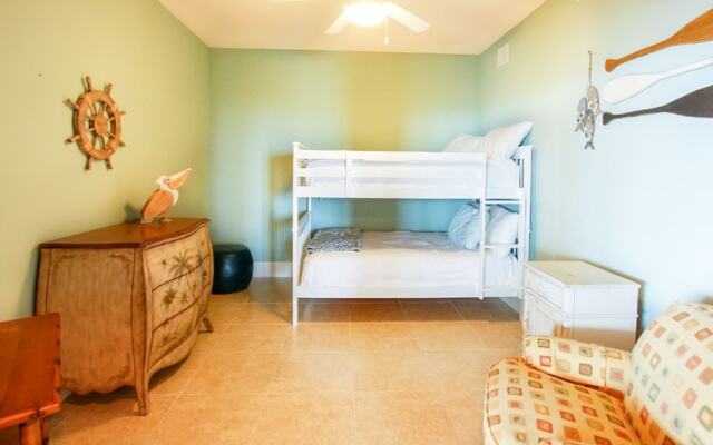 Crb0315 4 Bedroom Condo