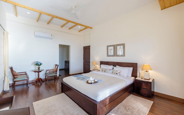 ELIVAAS 3BHK Plus Attic Cliffside Villa