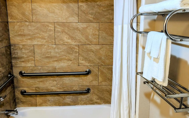 Pocono Inn & Banquet