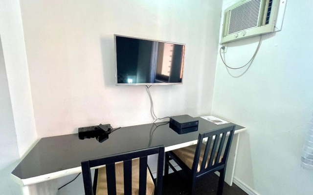 Estúdio QI Ibirapuera cozinha compacta e limpeza diária UH2011