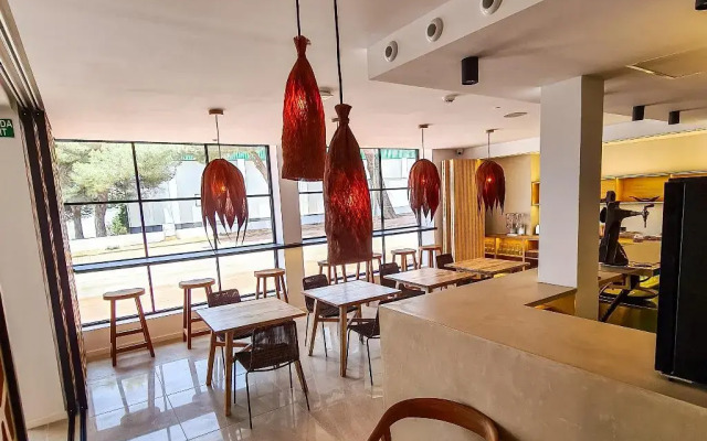 S´Estancia Suites