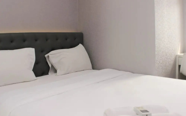 Warm And Enjoy Living 2Br At Springlake Summarecon Bekasi Apartment