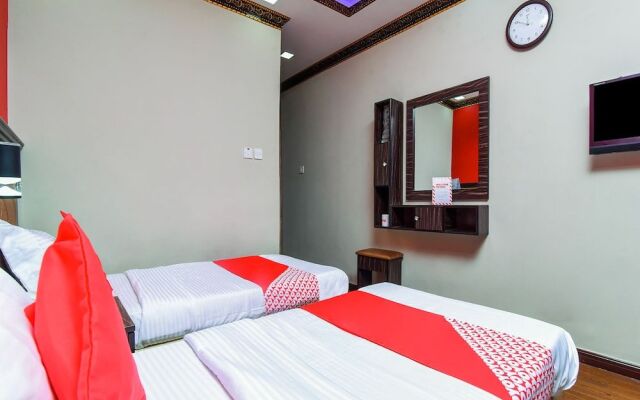 OYO 154 Blue Diamond Hotel