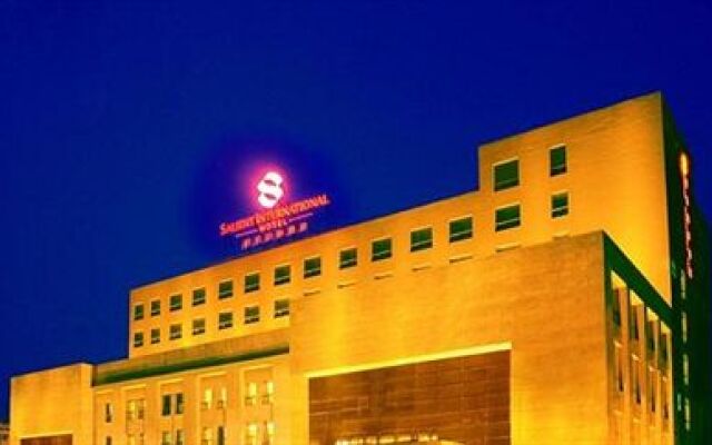 Yingkou Intercontinental Holiday Inn